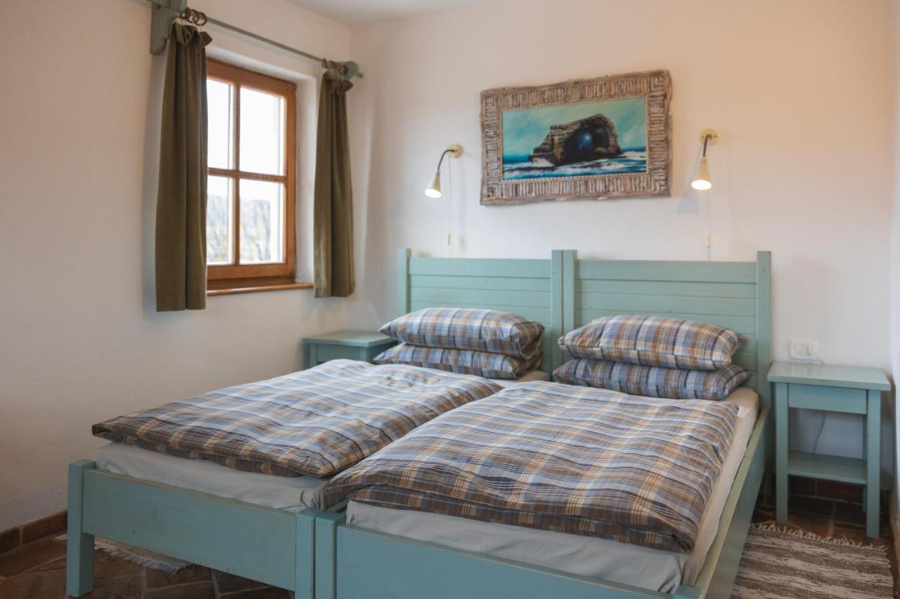 Guesthouse Novak Dvor エクステリア 写真