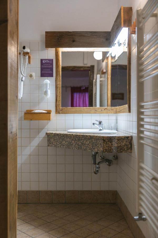 Guesthouse Novak Dvor エクステリア 写真