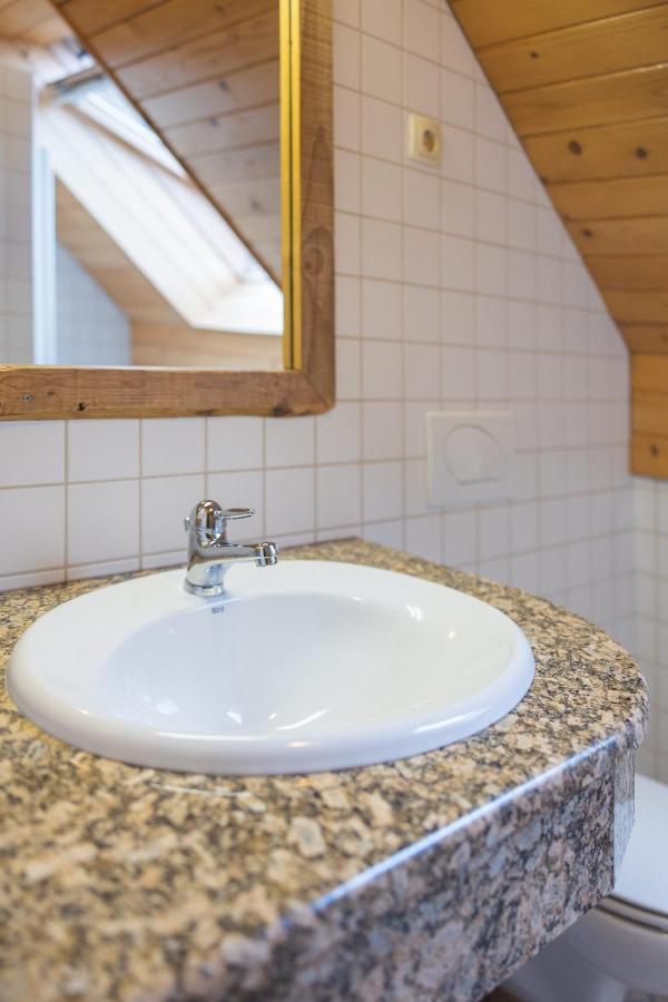 Guesthouse Novak Dvor エクステリア 写真