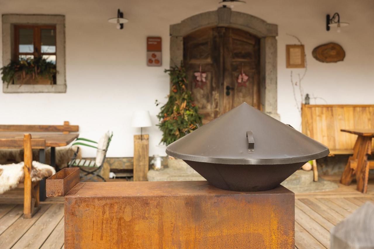 Guesthouse Novak Dvor エクステリア 写真